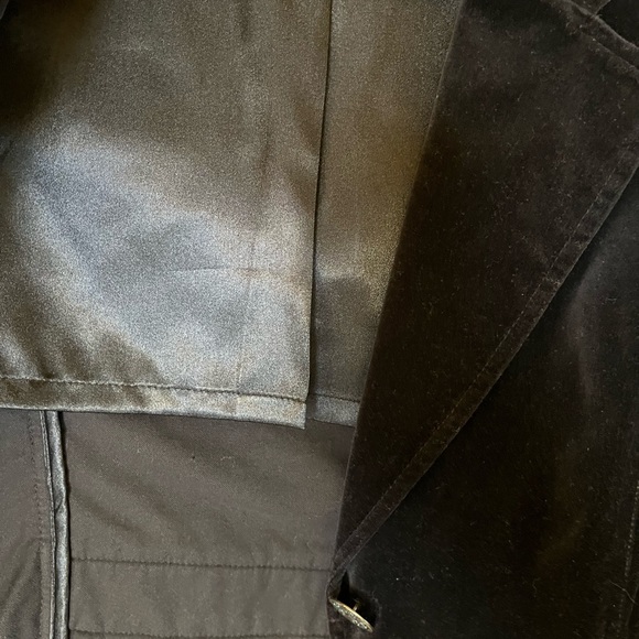 Women’s Black “Velvet like” blazer - Picture 5 of 5